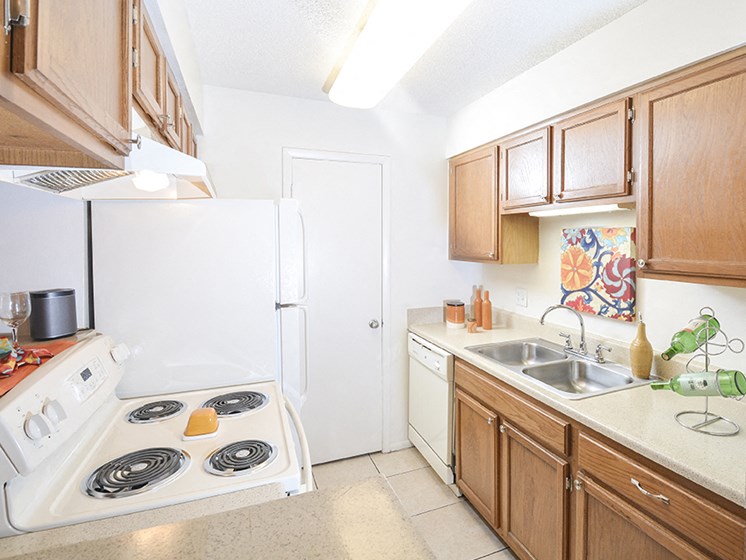 Dishwasher, Disposal, Stove/Oven