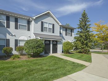 Private Entrance to Apartment Homes at Green Meadows Apartments