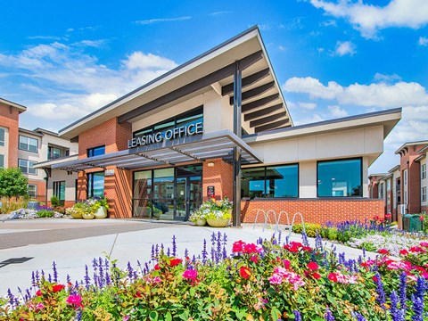 the building in which the hotel is located