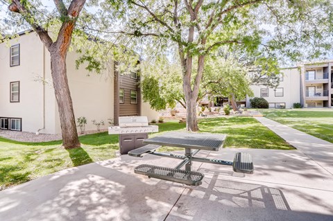 Sterling Heights, Greeley, Co. Apartments