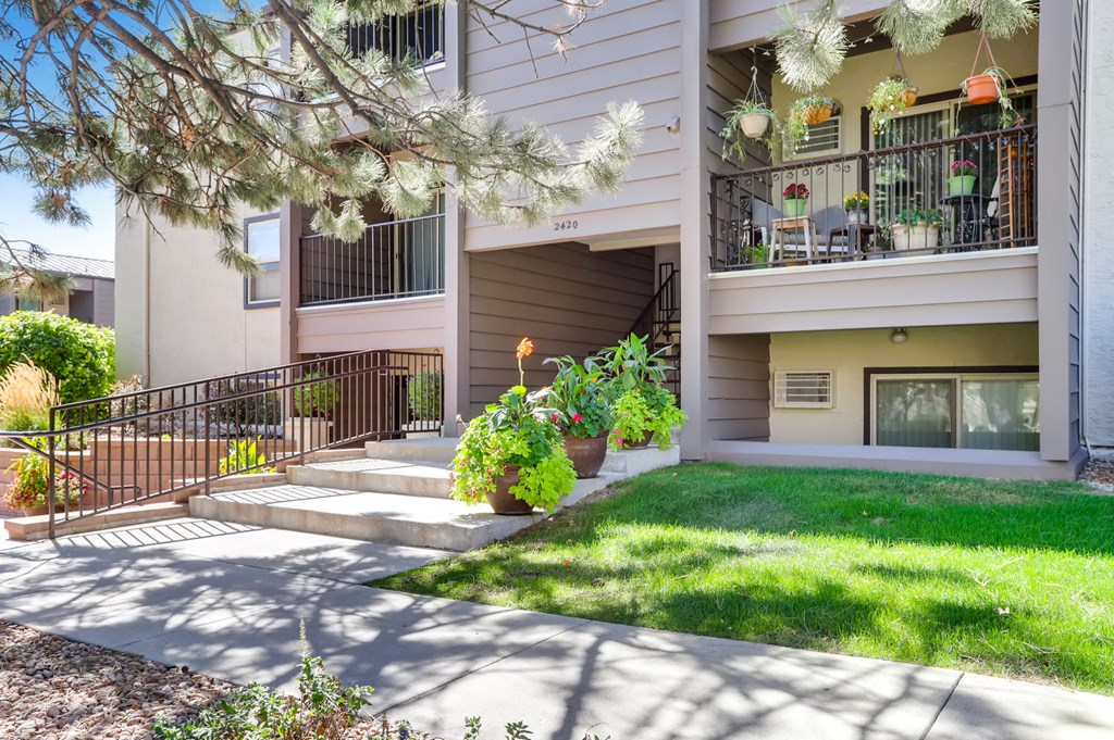 Sterling Heights, Greeley, Co. Apartments