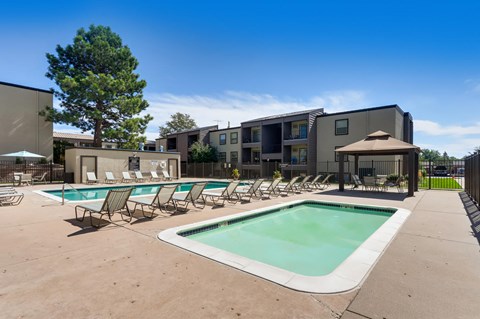 Sterling Heights, Greeley, Co. Apartments