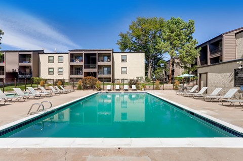 Sterling Heights, Greeley, Co. Apartments