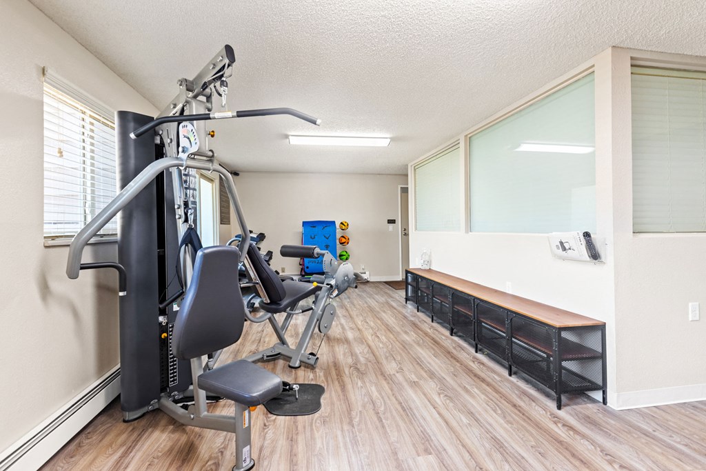 Sterling Heights, Greeley, Co. Apartments