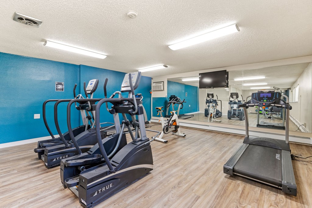 Sterling Heights, Greeley, Co. Apartments