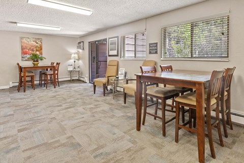 Sterling Heights, Greeley, Co. Apartments