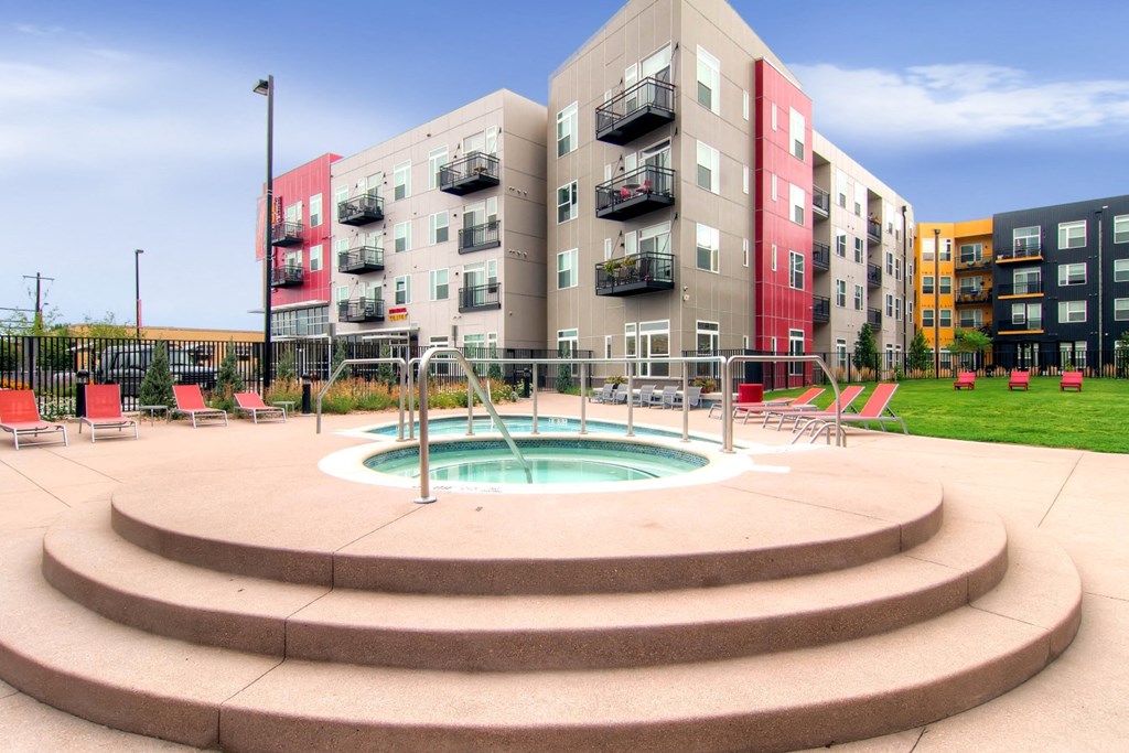 Block 32 at RiNo | Denver, CO Apartments