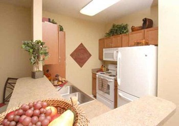 4600 W 9th Ave 1-2 Beds Apartment for Rent - Photo Gallery 6