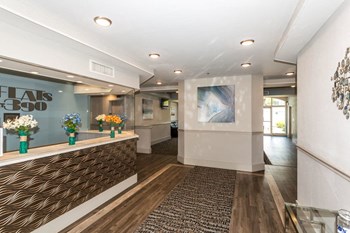 390 Bee St 1-2 Beds Apartment for Rent - Photo Gallery 6