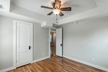 3910 Cass Street 1 Bed Apartment for Rent - Photo Gallery 6
