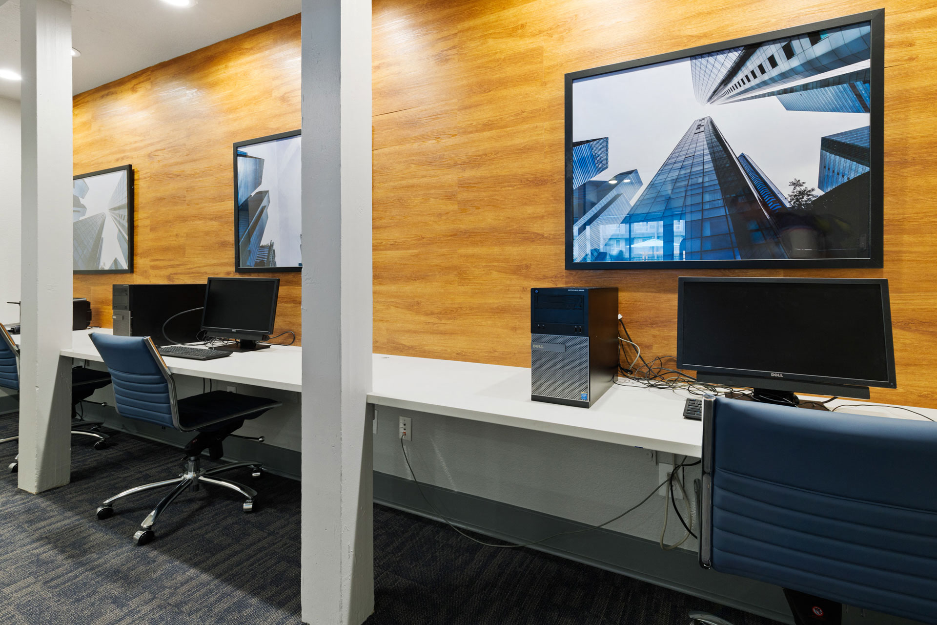 Mosaic | Denver, CO Apartments | Business Center