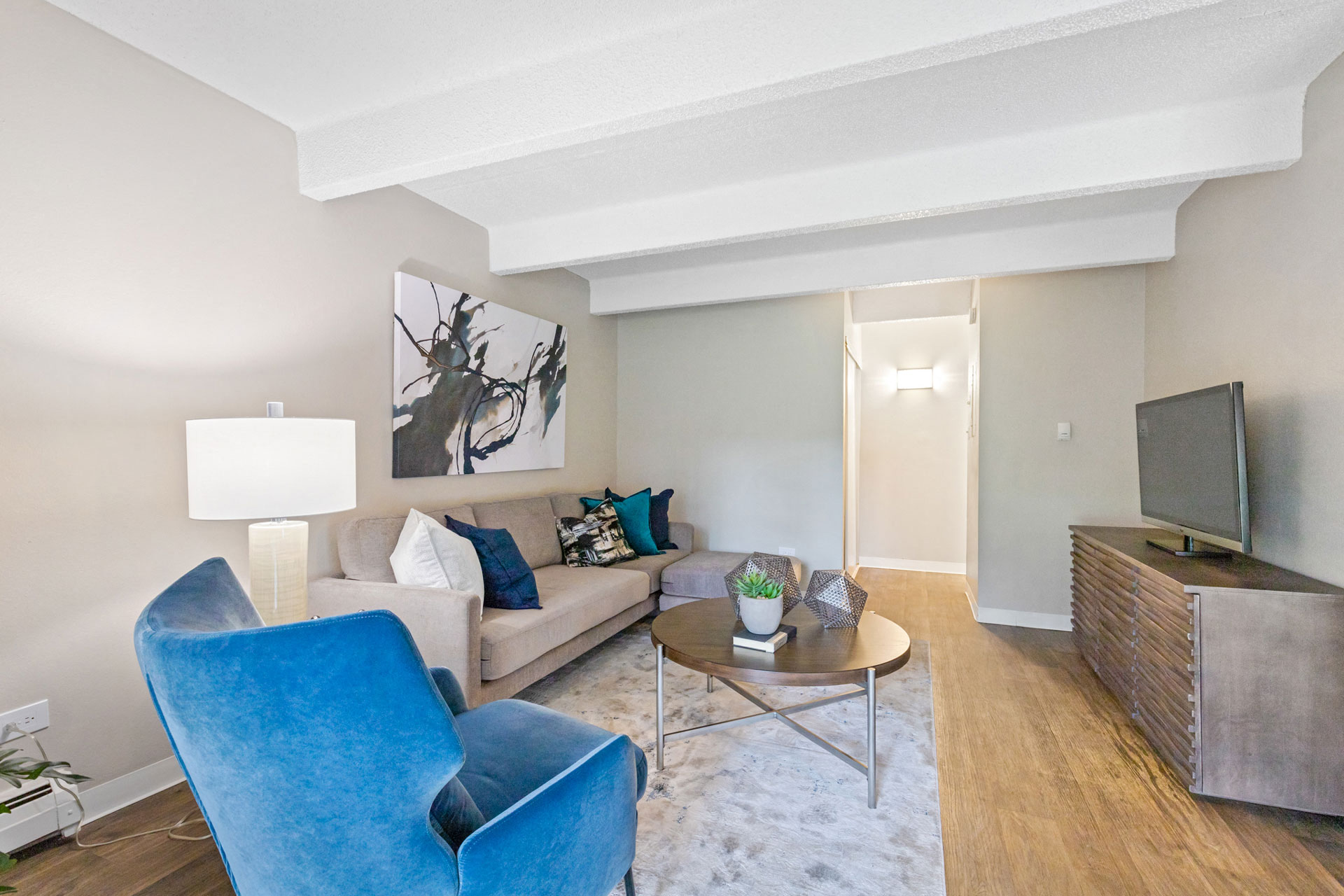 Mosaic | Denver, CO Apartments | Living Room