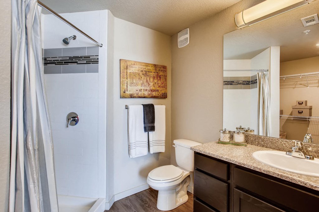 Legend Flats | Evans, CO Apartments