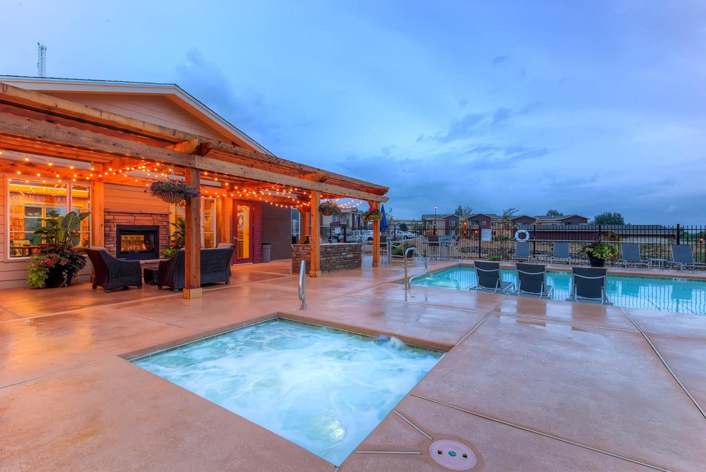 Legend Flats | Evans, CO Apartments