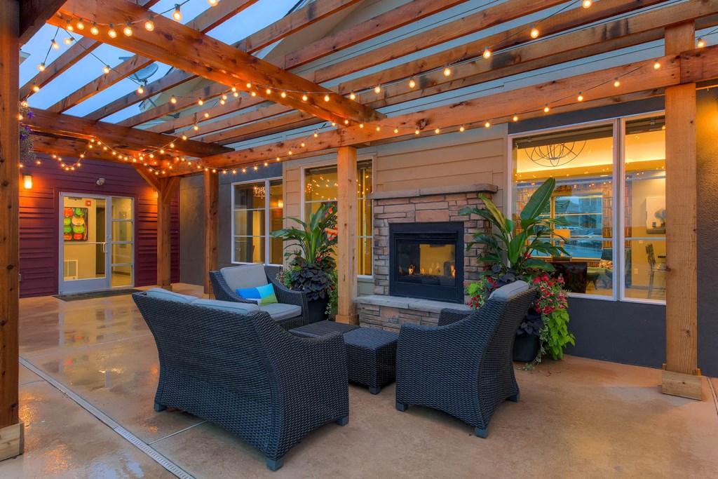 Legend Flats | Evans, CO Apartments