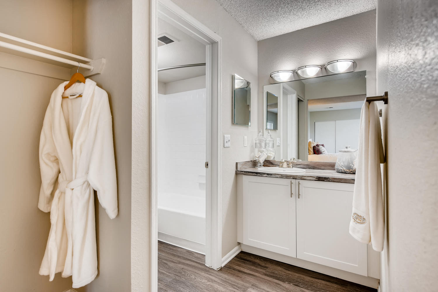 Villas at Holly | Centennial, Co. Apartments