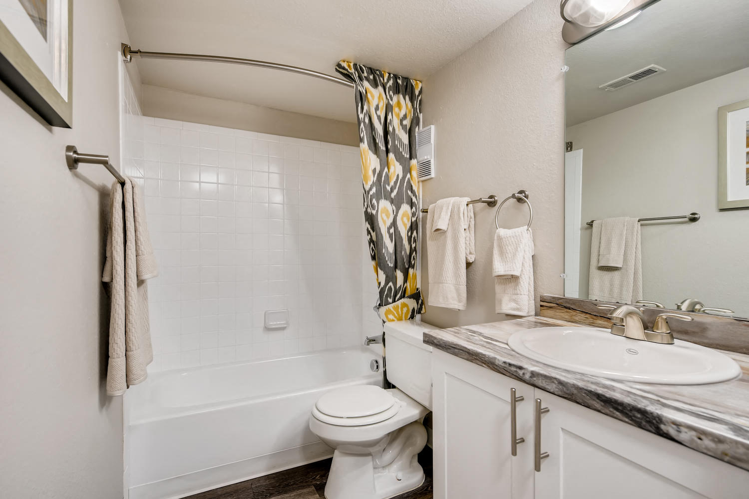 Villas at Holly | Centennial, Co. Apartments