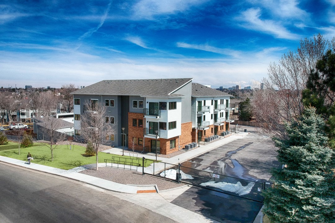 Villas at Holly | Centennial, Co. Apartments