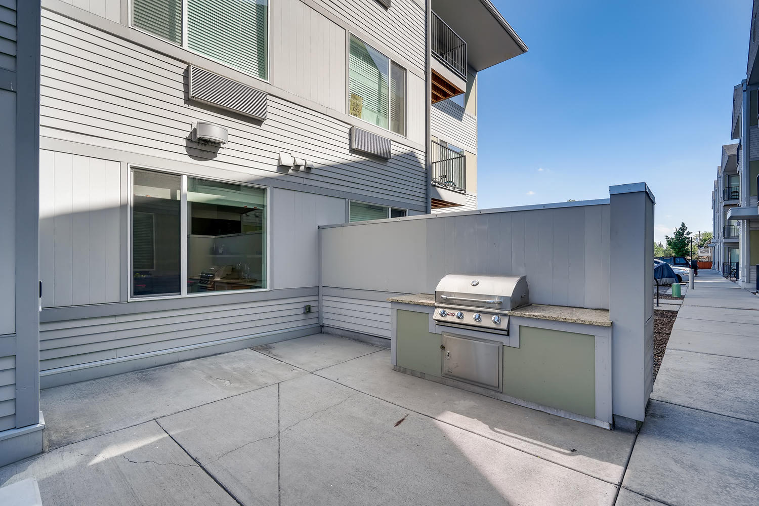 Zephyr Line | Lakewood, Co. Apartments