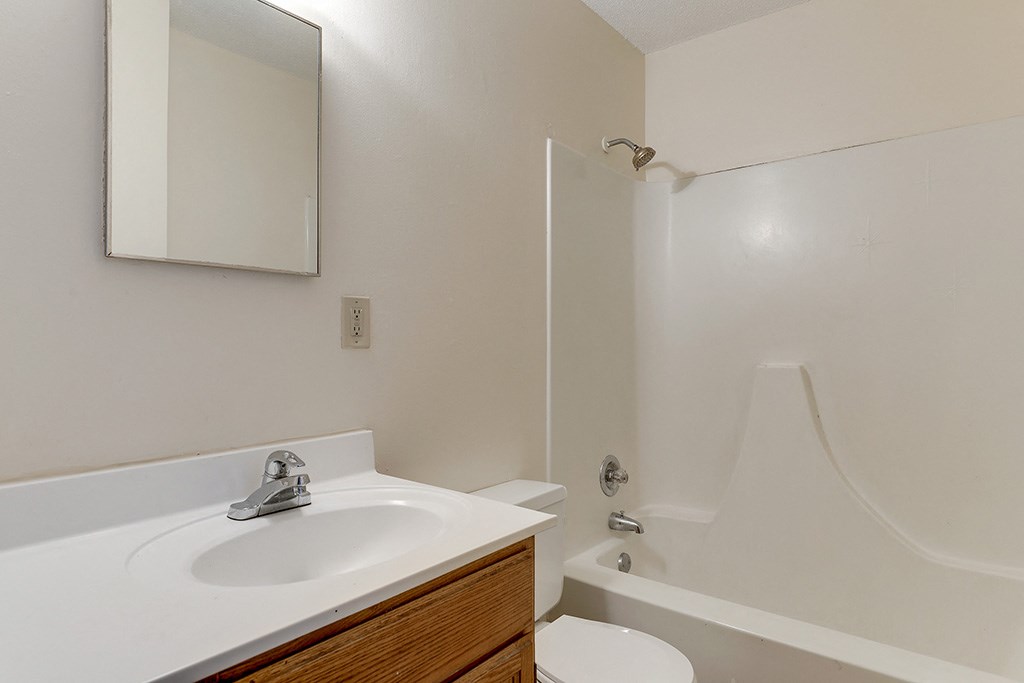 Bathroom With Bathtub at Torre de San Miguel, St. Paul, 55107