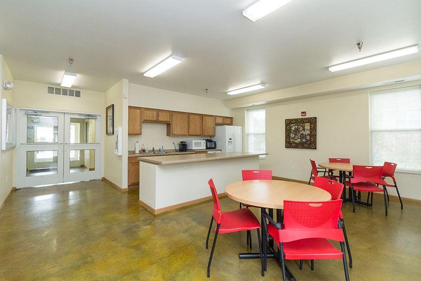 100 Unity Square 2-4 Beds Townhouse, Affordable, Family for Rent - Photo Gallery