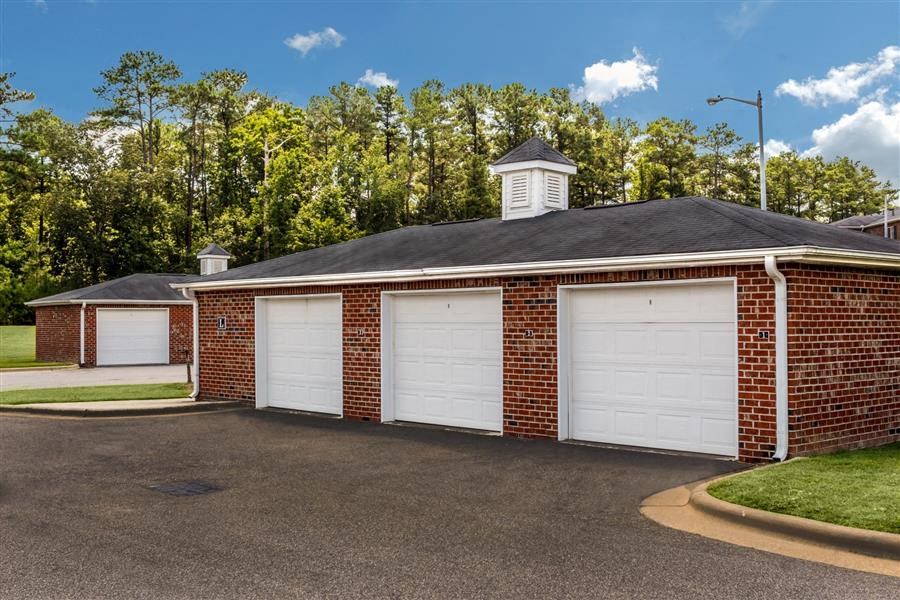 Hidden Creek Village Apartments, 6719 Cliffdale Road, Fayetteville, NC