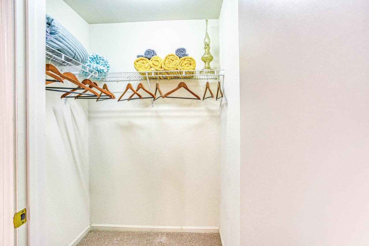 Deer Meadow Village Apartments