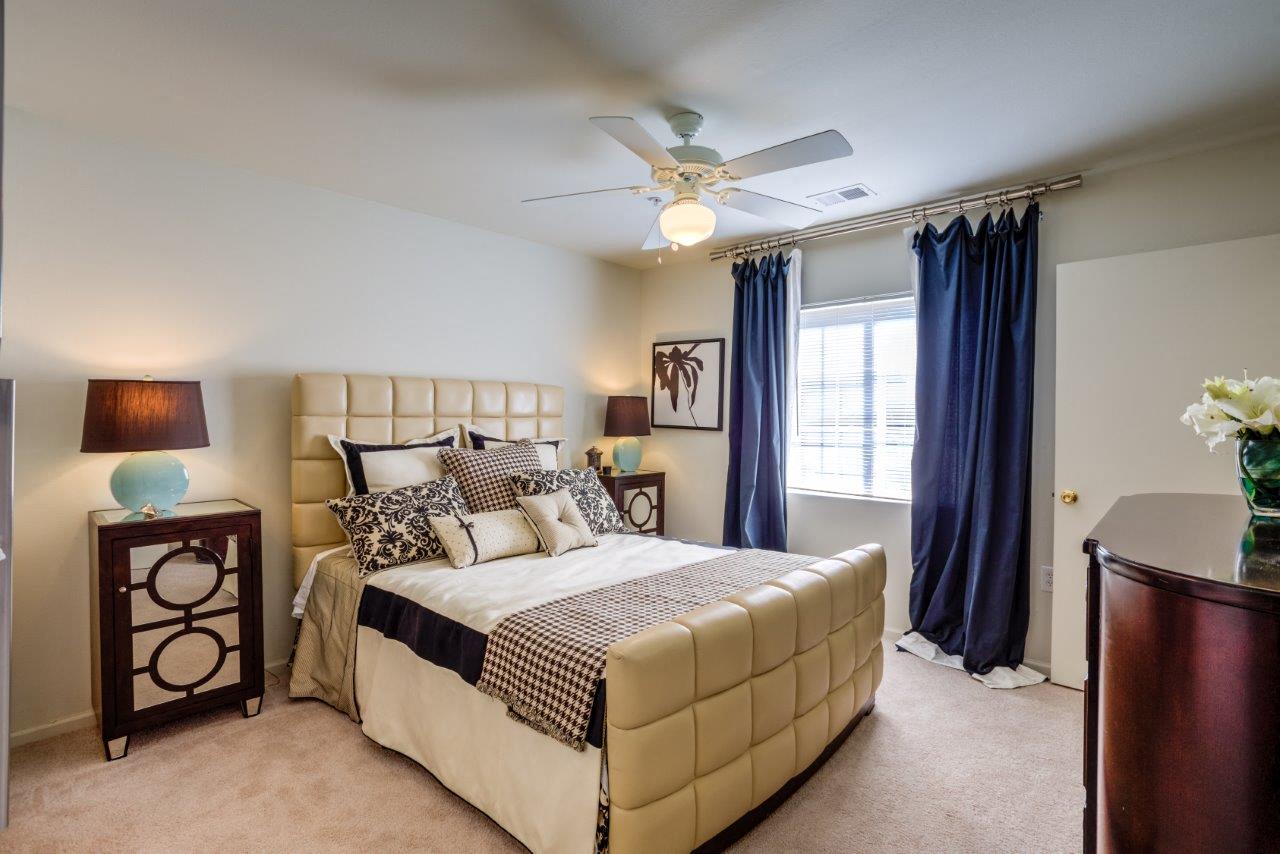 Deer Meadow Village Apartments