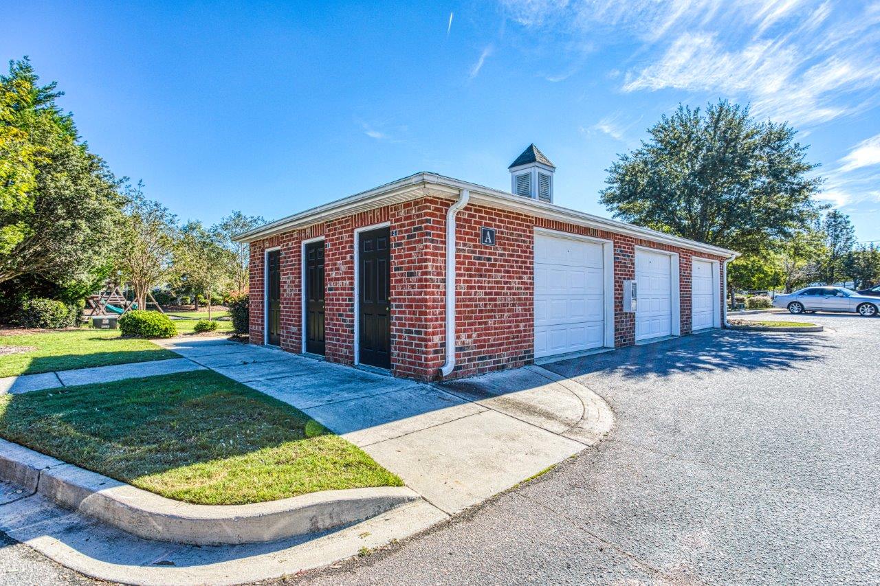 Deer Meadow Village Apartments