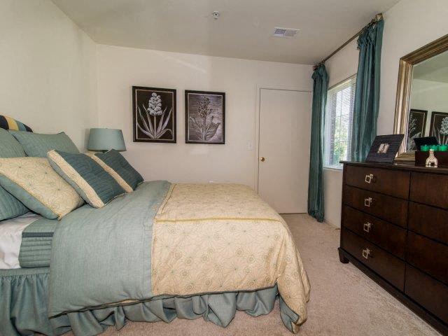 Deer Meadow Village Apartments