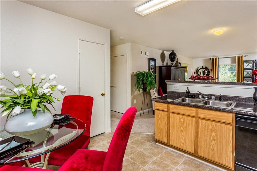 Eagle Point Village Apartments