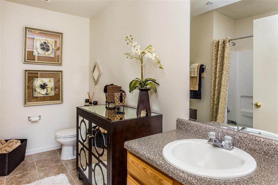 Fayetteville Apartment Rentals Eagle Point Village