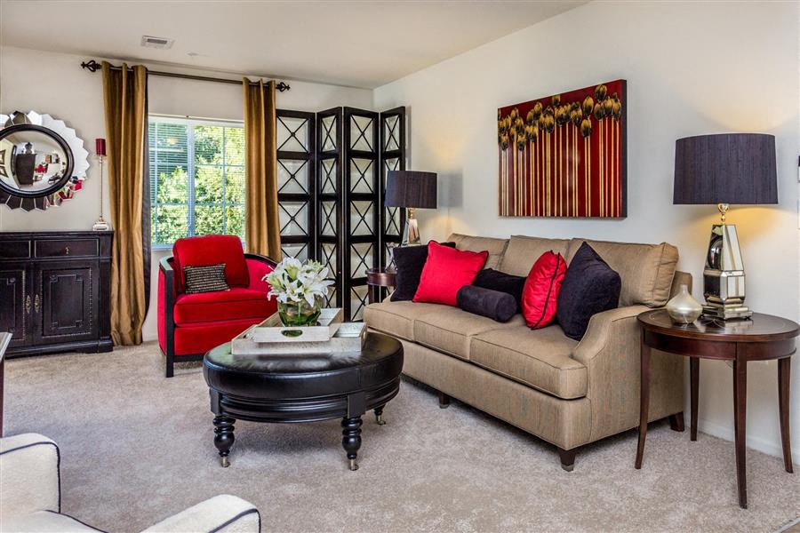 Eagle Point Village Apartments