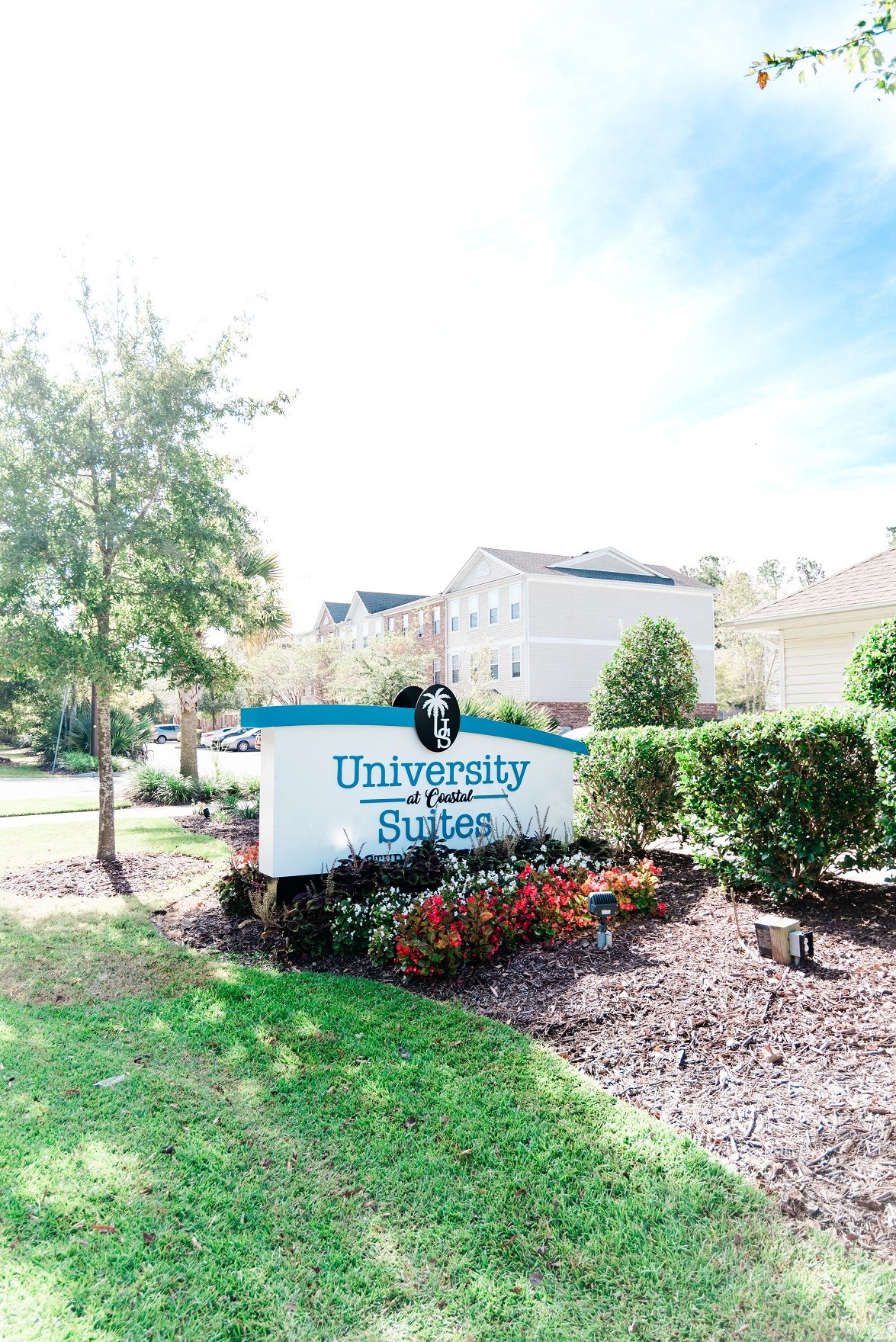 University Suites at Coastal Carolina eBrochure