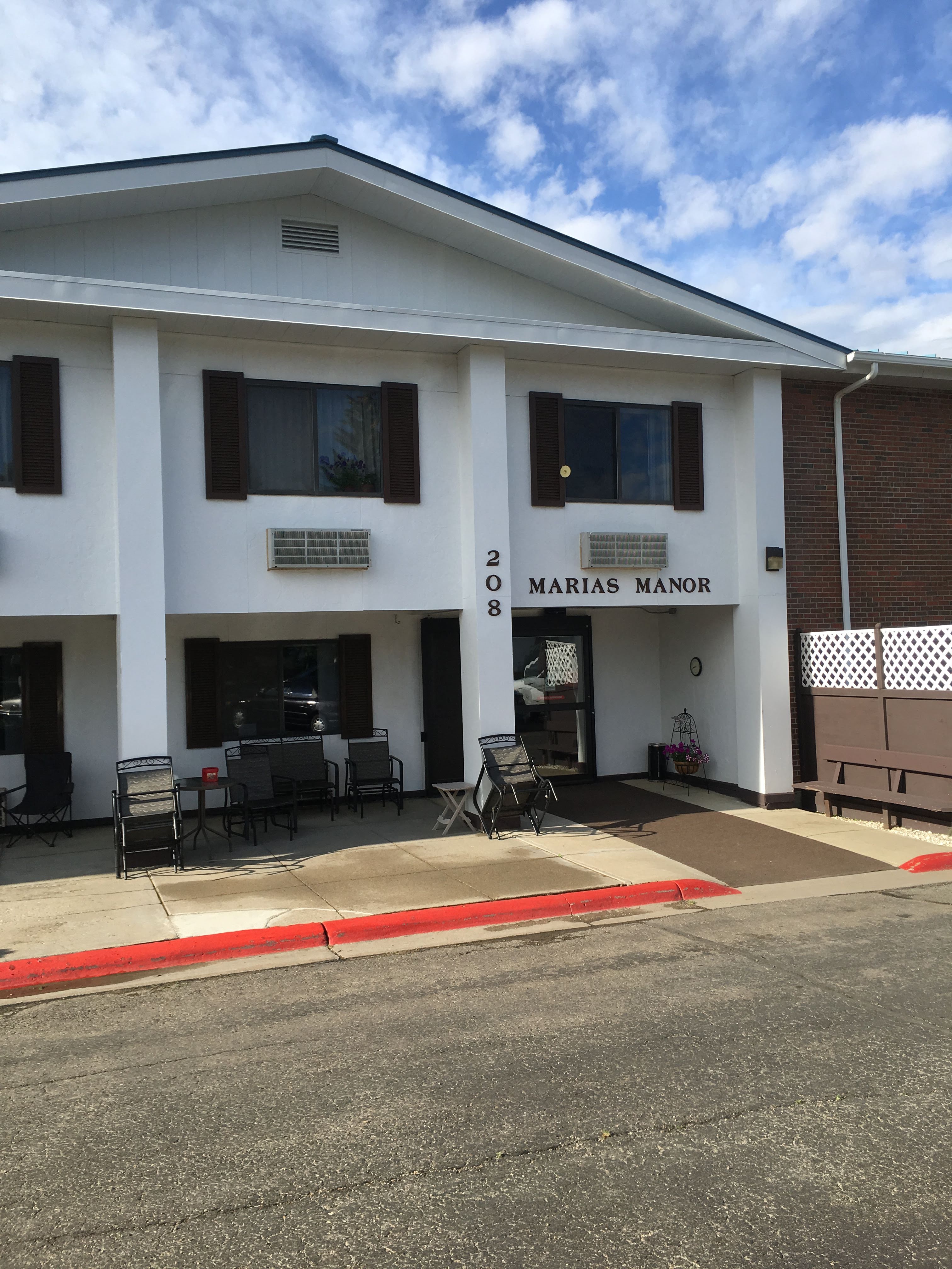 Marias Manor Shelby Montana