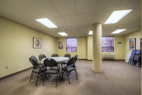 L'Hermitage East, 860 Norwest Road, CaraCo Property Management