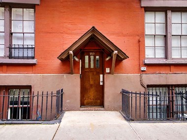 189 Waverly Place Studio-1 Bed Apartment for Rent