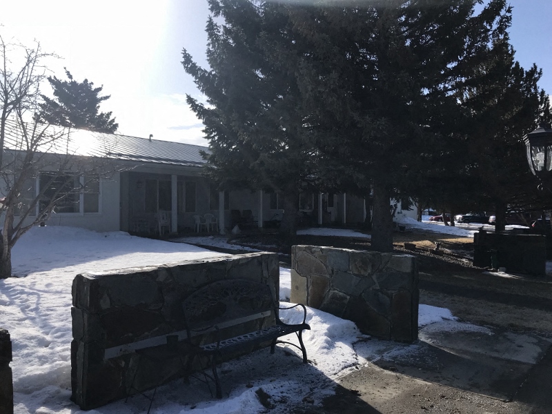 Crossroads 1 East Apartments