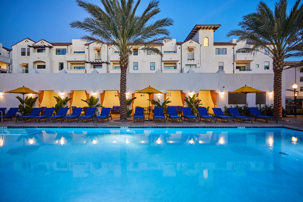 Paseos Ontario Apartments - Pool at night