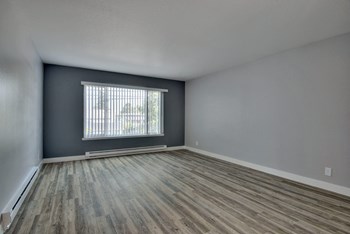 1331 Jefferson Avenue 1 Bed Apartment for Rent - Photo Gallery 4
