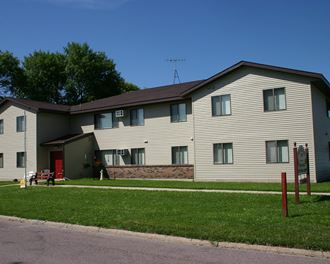 610 W. 6Th Street 1-2 Beds Apartment for Rent