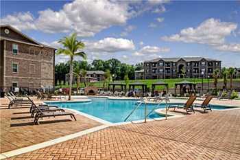 Pool Cabana & Outdoor Entertainment Bar Pool Cabana & Outdoor Entertainment Bar at Heron Pointe, Nashville, Tennessee - Photo Gallery 4