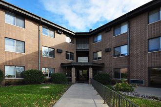 1560 Howard Avenue 1-3 Beds Apartment for Rent - Photo Gallery 2