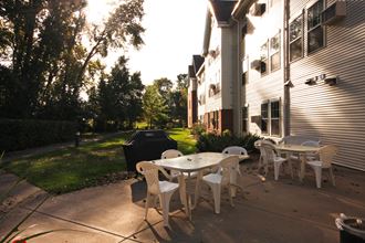 654 90Th Lane NE 1-2 Beds Apartment for Rent - Photo Gallery 4