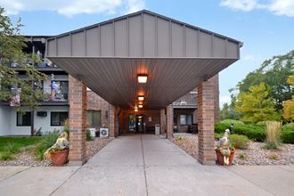 1421 10Th Ave. 1-2 Beds Apartment for Rent - Photo Gallery 1