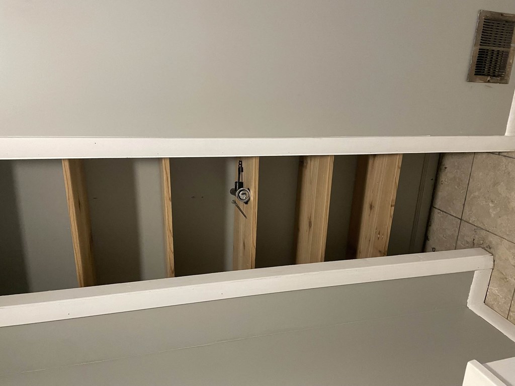 Anthony Wayne Villas And Flats