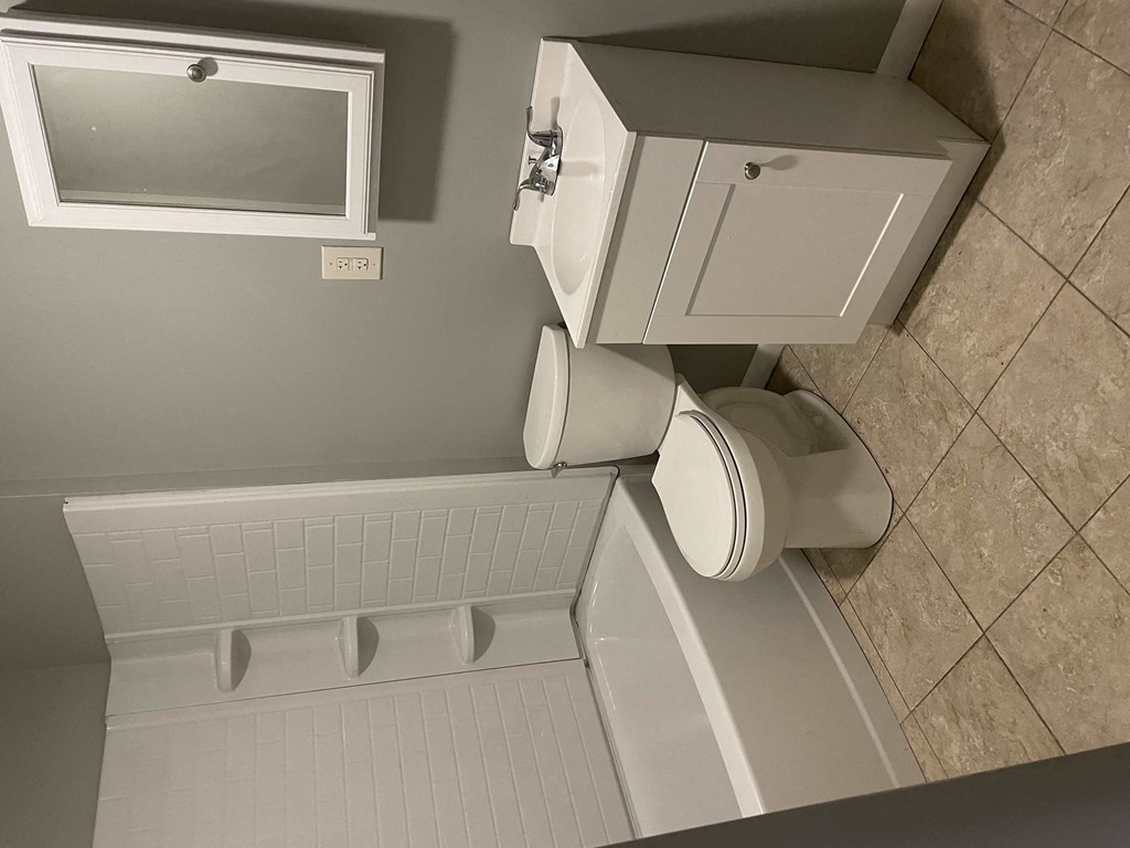 Anthony Wayne Villas And Flats