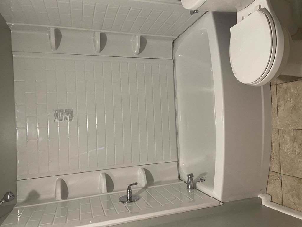 Anthony Wayne Villas And Flats