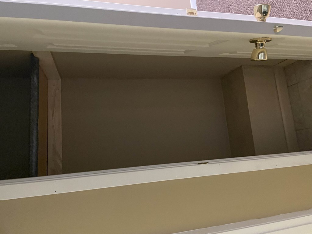 Anthony Wayne Villas And Flats