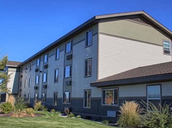 1601 SW Reindeer Ave 1-2 Beds Apartment, Affordable for Rent - Photo Gallery 2